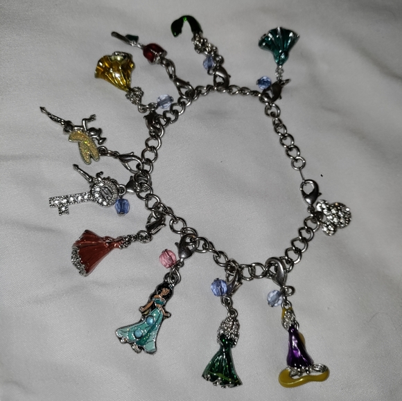 Disney princess charm bracelet - Picture 1 of 13